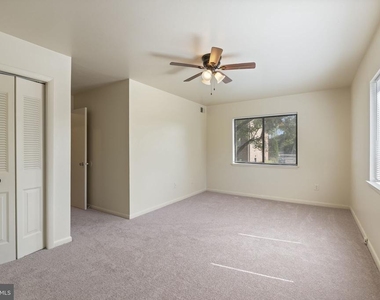7608 Savannah Street - Photo Thumbnail 9