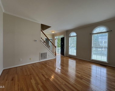 5225 Pinehall Wynd - Photo Thumbnail 4