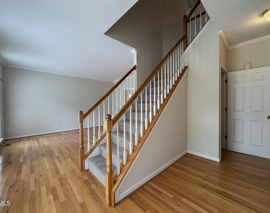 5225 Pinehall Wynd - Photo Thumbnail 3