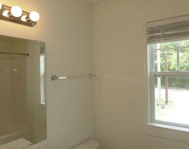 307 W Poplar Avenue - Photo Thumbnail 18