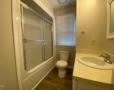 109 Killam Court - Photo Thumbnail 15
