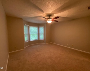 109 Killam Court - Photo Thumbnail 10