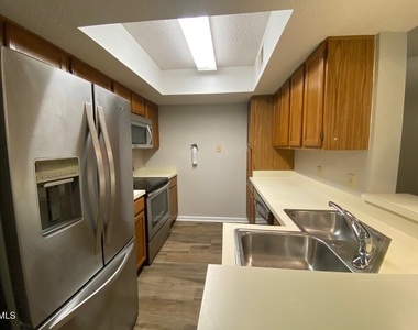 109 Killam Court - Photo Thumbnail 5