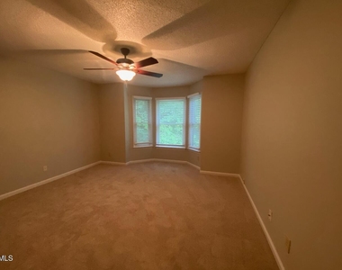109 Killam Court - Photo Thumbnail 9