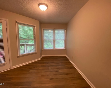 109 Killam Court - Photo Thumbnail 4