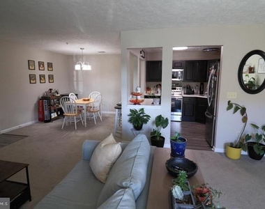 115 Brookland Terrace - Photo Thumbnail 12
