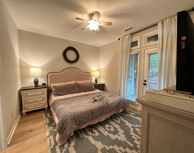 1062 Washington Street - Photo Thumbnail 9