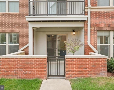 10755 Fairgrounds Drive - Photo Thumbnail 7