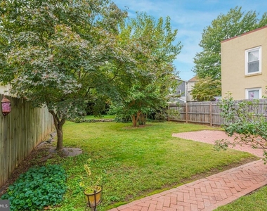 708 Kenmore Avenue - Photo Thumbnail 22