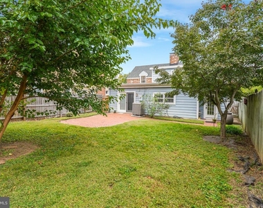 708 Kenmore Avenue - Photo Thumbnail 24