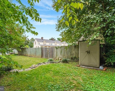 708 Kenmore Avenue - Photo Thumbnail 25