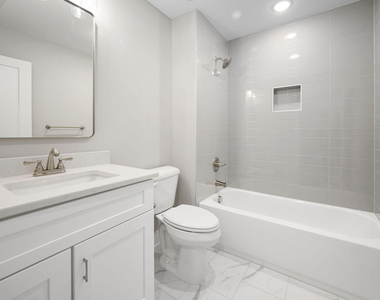 313 E 4th Street - Photo Thumbnail 20