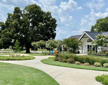100 Tuttle Trail - Photo Thumbnail 19