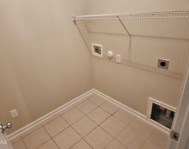 148 Cline Falls Drive - Photo Thumbnail 16
