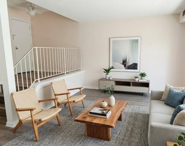 124 Roberts Lane - Photo Thumbnail 1