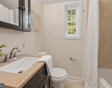 3825 Keller Avenue - Photo Thumbnail 21