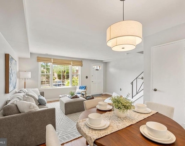 3825 Keller Avenue - Photo Thumbnail 2