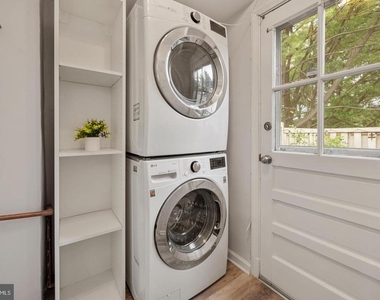 3825 Keller Avenue - Photo Thumbnail 23