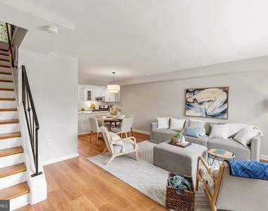 3825 Keller Avenue - Photo Thumbnail 1