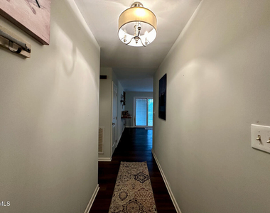 2344 Ravenhill Drive - Photo Thumbnail 3