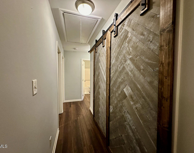 2344 Ravenhill Drive - Photo Thumbnail 13