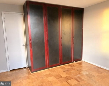 4600 Duke Street - Photo Thumbnail 7
