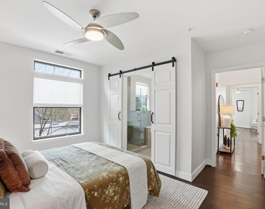 2702 Langston Boulevard - Photo Thumbnail 10