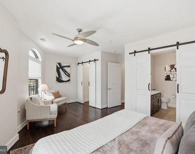 2702 Langston Boulevard - Photo Thumbnail 13