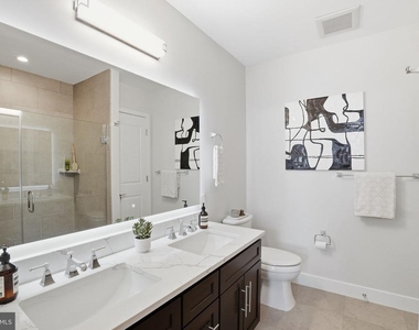 2702 Langston Boulevard - Photo Thumbnail 23