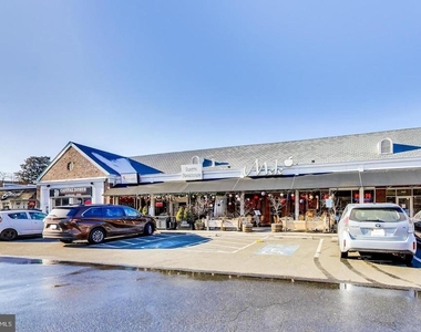 1722 N Quinn Street - Photo Thumbnail 22