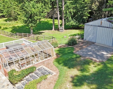 2129 Kelly Road - Photo Thumbnail 10