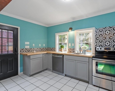 2129 Kelly Road - Photo Thumbnail 2
