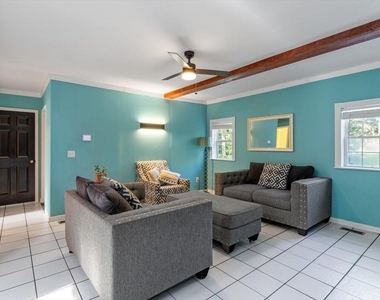 2129 Kelly Road - Photo Thumbnail 3