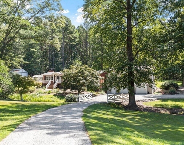 2129 Kelly Road - Photo Thumbnail 2