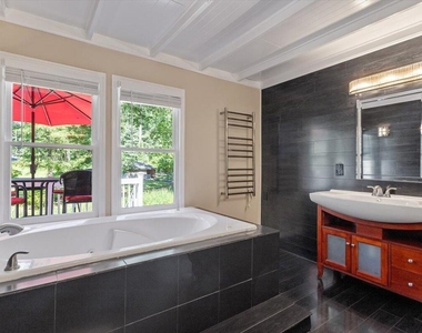 2129 Kelly Road - Photo Thumbnail 29