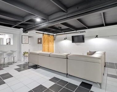 2129 Kelly Road - Photo Thumbnail 32