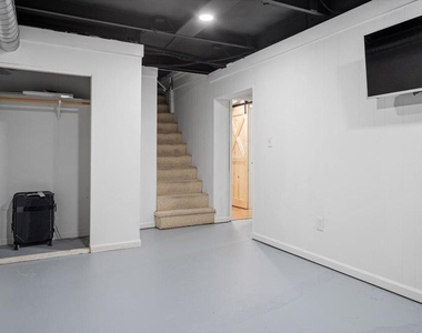 2129 Kelly Road - Photo Thumbnail 38