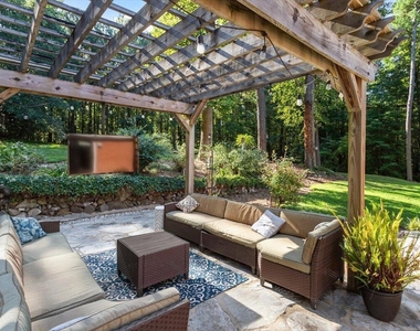 2129 Kelly Road - Photo Thumbnail 9