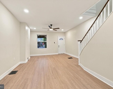 542 E Herman Street - Photo Thumbnail 6