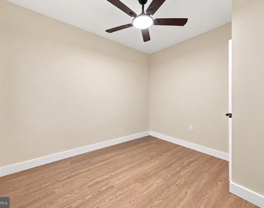 542 E Herman Street - Photo Thumbnail 15