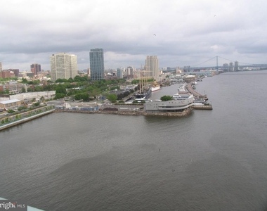 717 S Columbus Boulevard - Photo Thumbnail 21