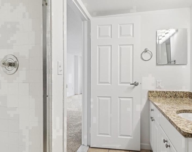 450 N 18th Street - Photo Thumbnail 36