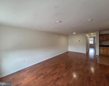 1009 Red Lion Road - Photo Thumbnail 13