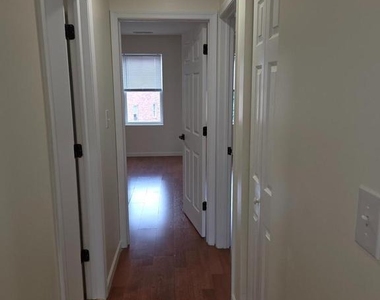 1009 Red Lion Road - Photo Thumbnail 4