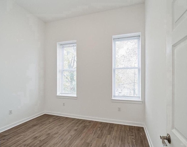 407 S 42nd Street - Photo Thumbnail 20