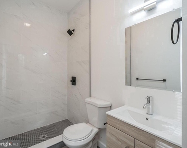 407 S 42nd Street - Photo Thumbnail 23