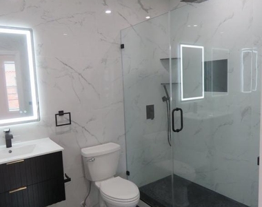 1252 S 21st Street - Photo Thumbnail 6