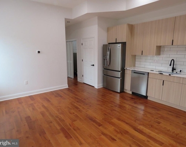1252 S 21st Street - Photo Thumbnail 1