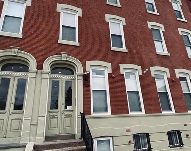 1926 Girard Avenue - Photo Thumbnail 7