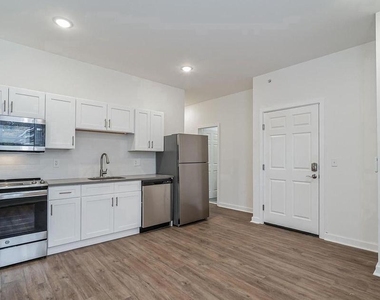 405 S 42nd Street - Photo Thumbnail 25